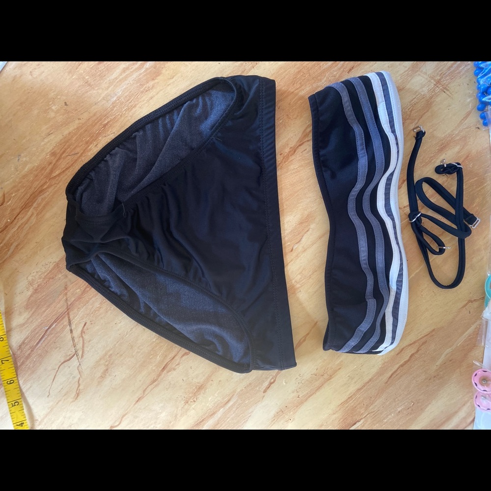 Black bikini size Medium